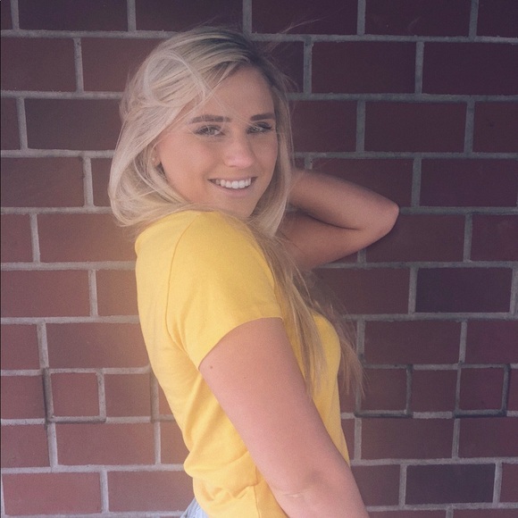 Meet your Posher, Maddie - Picture 1 of 1